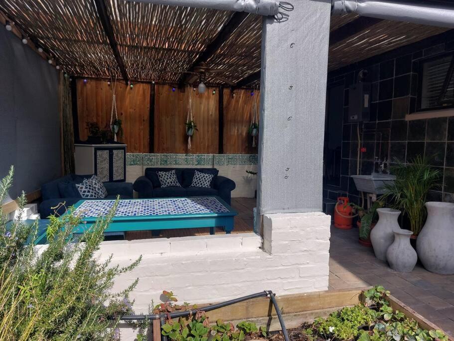 Hide Away On 21 Appartement Mosselbaai Buitenkant foto